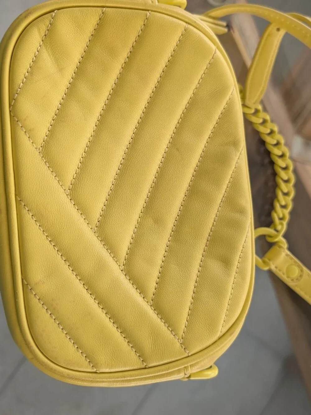 Tory Burch Kira Chevron Camera Bag- Like New!